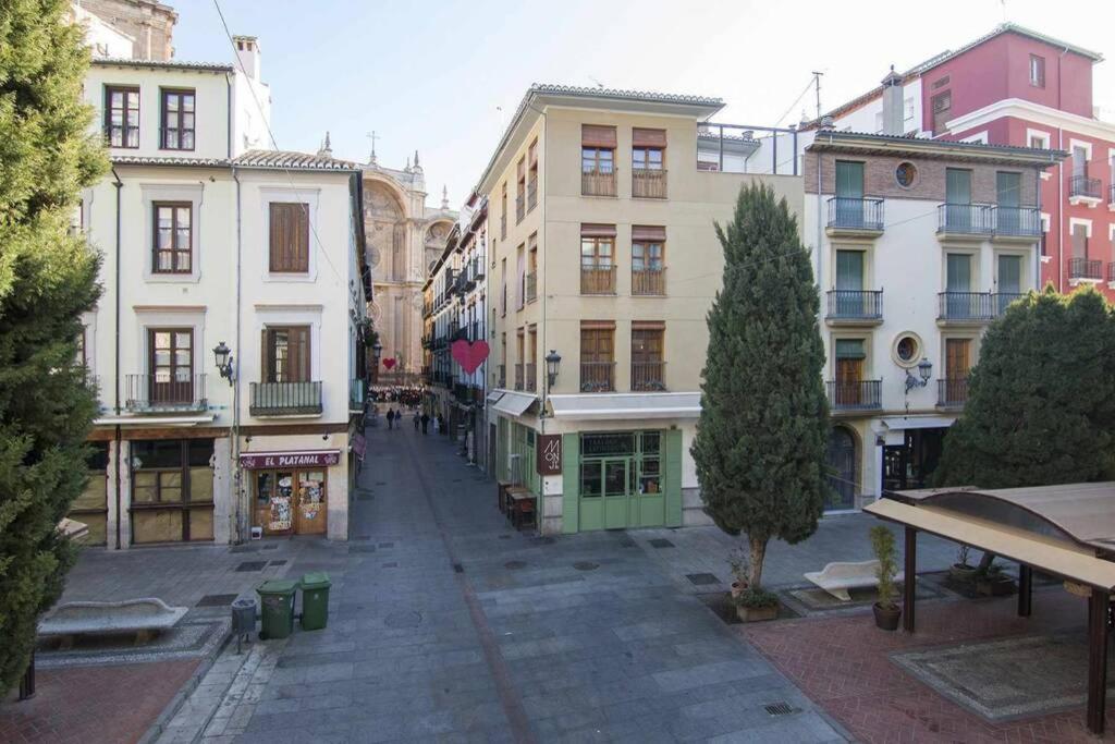 Eco Center Granatensis Catedral 2 Habitaciones Free Parking Granada Luaran gambar